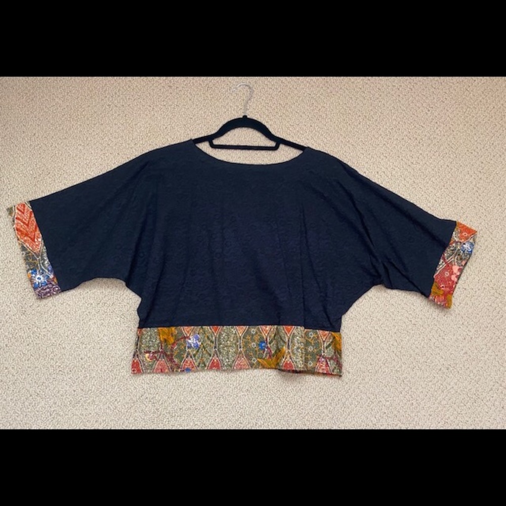 Woman's Batik Indonesian Short Sleeve